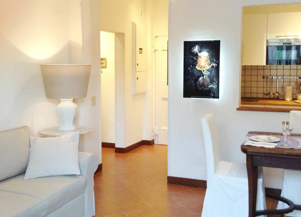 Air Of Art Apartment Bologna Phòng bức ảnh