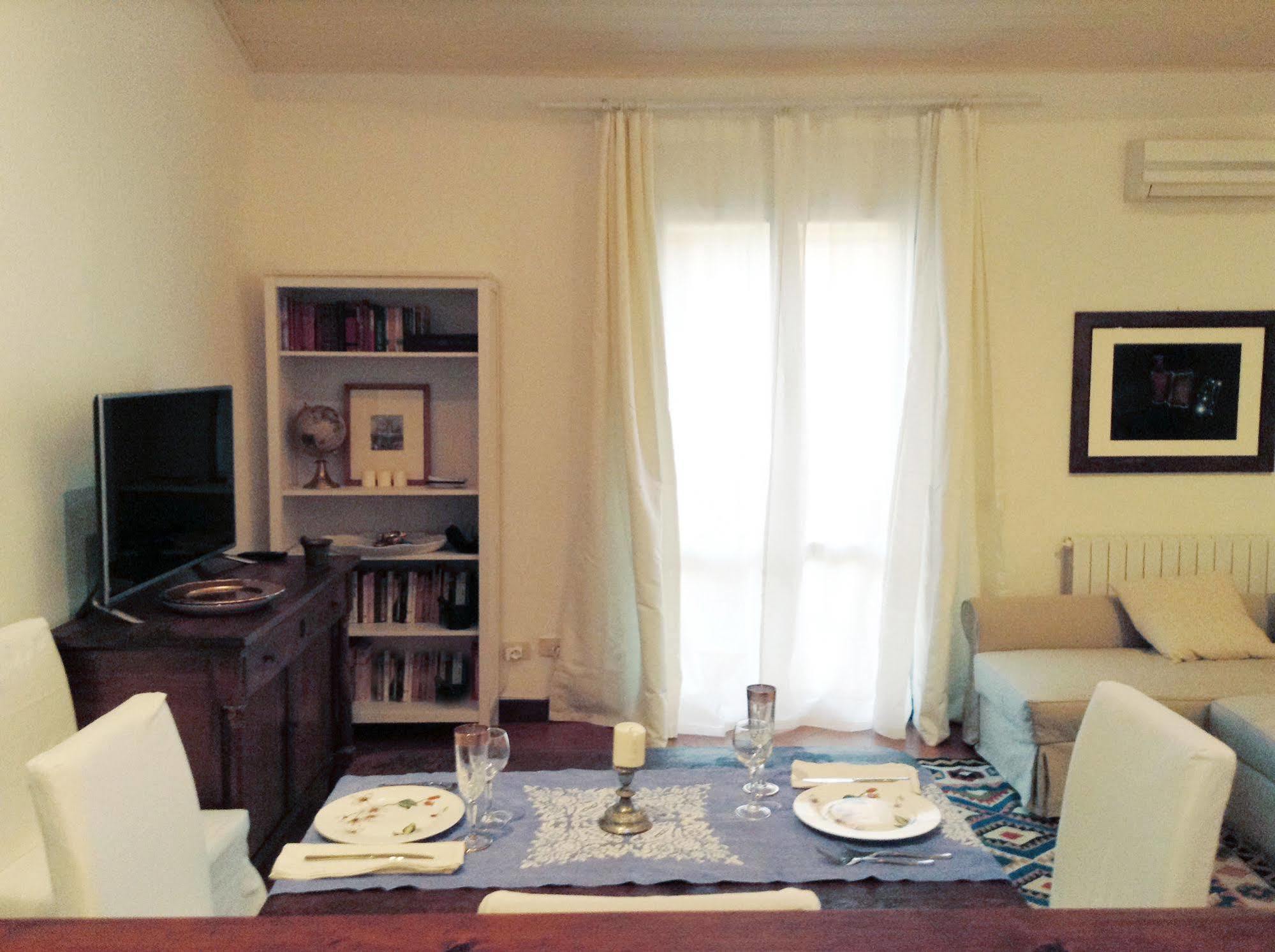 Air Of Art Apartment Bologna Ngoại thất bức ảnh