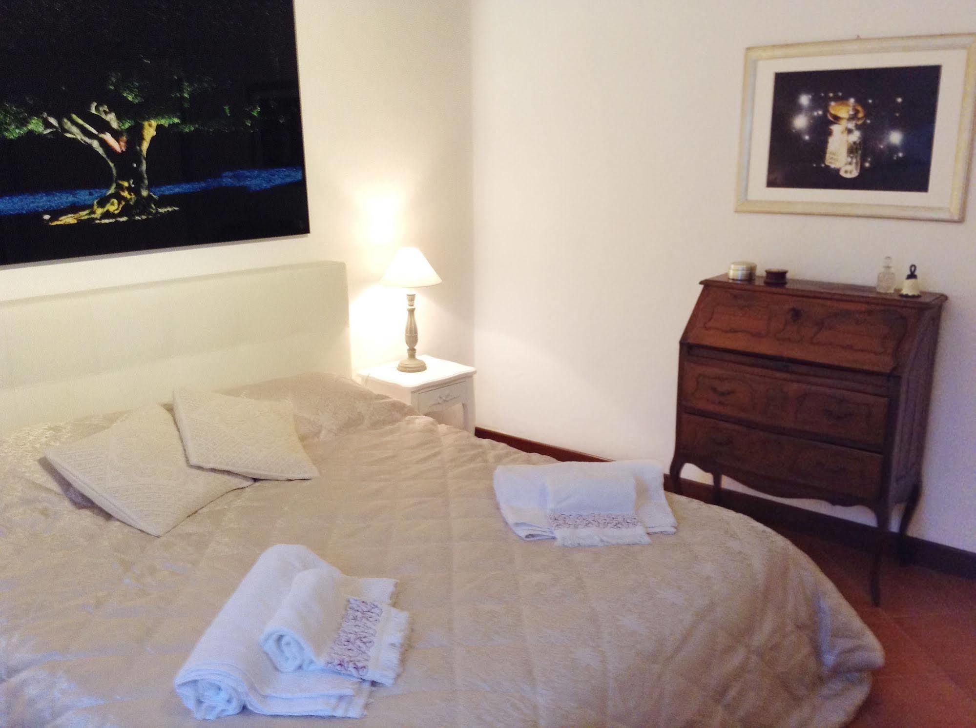 Air Of Art Apartment Bologna Ngoại thất bức ảnh